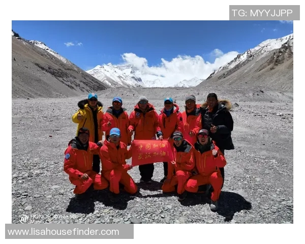 武汉攀岩队勇攀高峰马拉松大满贯背后的奋斗与坚持